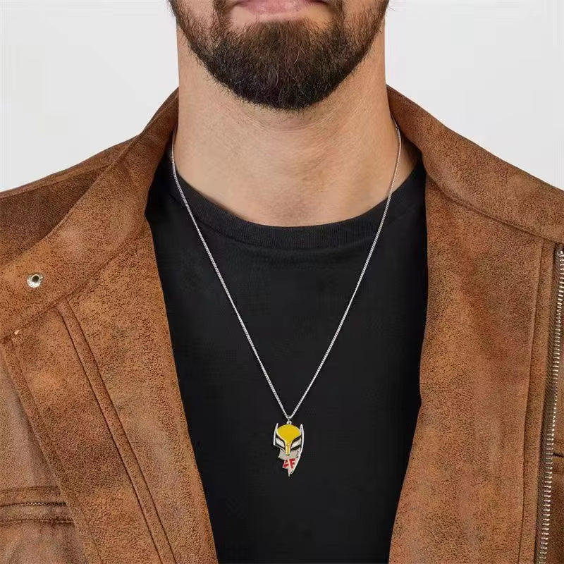 Deadpool Wolverine Cospay Best Friends Necklace Superhero Couple Necklace Heart Pendant Friendship Matching Gifts for Unisex